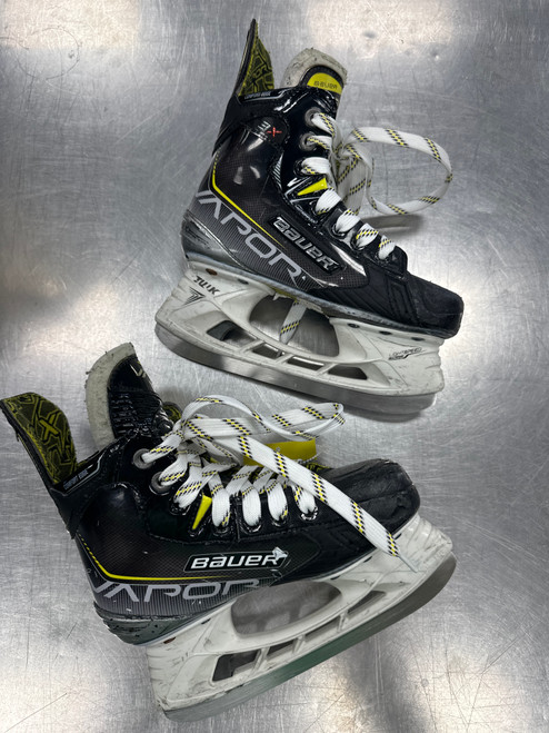 Vist Large View of Product Image Which is Used Bauer VAPOR 3X Junior Hockey Skate Junior 01.5