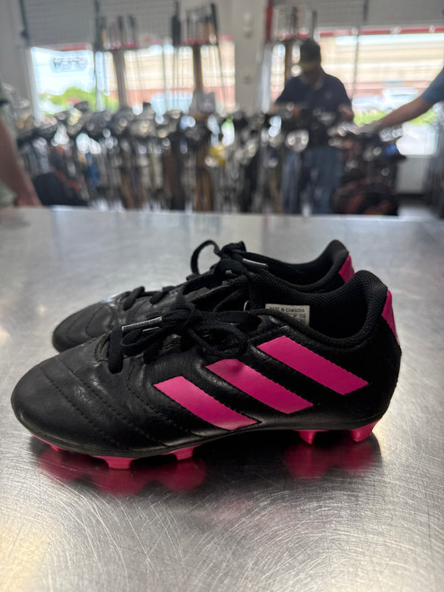 Vist Large View of Product Image Which is Used Adidas Soccer Cleats Black And Pink Youth 13.0