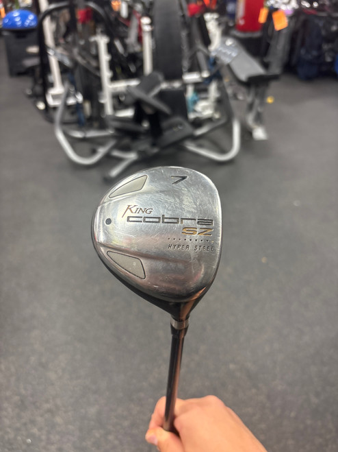 Vist Large View of Product Image Which is Used Cobra SZ Mens Fairway Wood RH 7 Wood