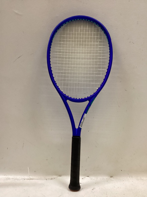 Vist Large View of Product Image Which is Used Wilson ULTRA 100L V5 2025 Adult Tennis Racquet Royal Blue 4 1/4"