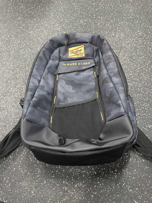Vist Large View of Product Image Which is Used Rawlings GOLD COLLECTION BACKPACK BB/SB Player Backpack Black