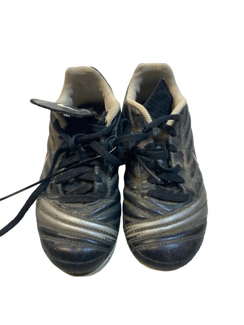Vist Large View of Product Image Which is Used Nike Soccer Cleats Black Youth 13.0