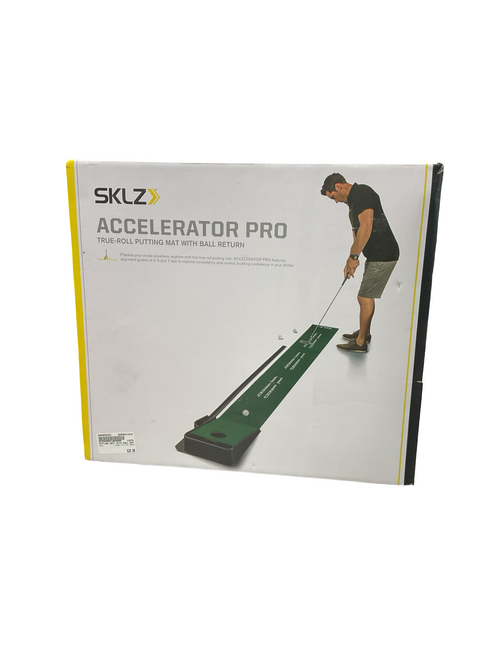 Vist Large View of Product Image Which is Used SKLZ PUTTING GREEN Putting Aid