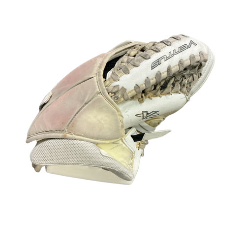 Vist Large View of Product Image Which is Used Vaughn V LT60 Senior Goalie Catcher White