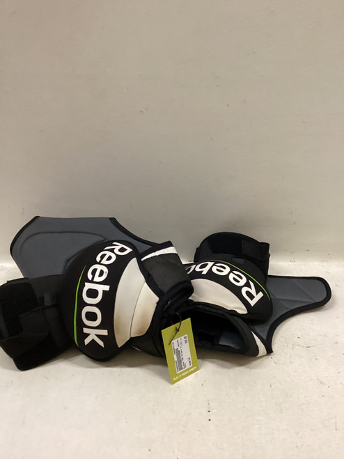 Vist Large View of Product Image Which is Used Reebok 12K Senior Shoulder Pads LG