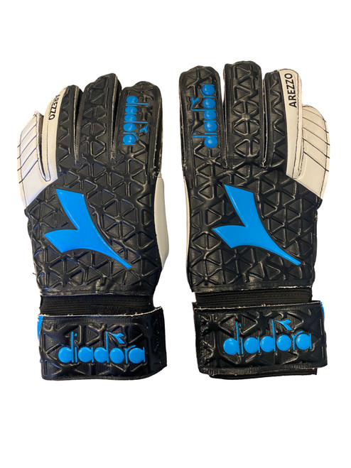 Vist Large View of Product Image Which is Used Diadora AREZZO Soccer Goalie Gloves Black 6