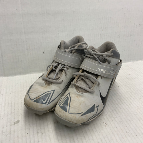 Vist Large View of Product Image Which is Used Nike TROUT FASTFLEX BB/SB Cleats Grey Senior 8