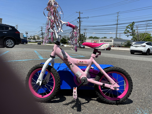 Vist Large View of Product Image Which is Used Huffy MINNIE POWER Comfort Bike Girls Pink 12"