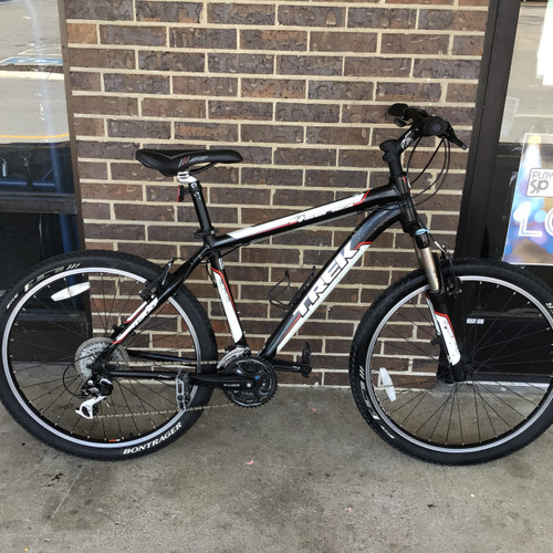 Vist Large View of Product Image Which is Used Trek 2010 4300 Mountain Bike Mens Black 43-47cm - 17-18" - MD Frame