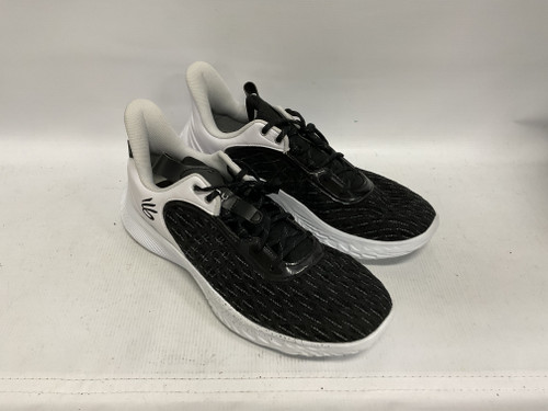 Vist Large View of Product Image Which is Used Under Armour Basketball Shoes M Black Senior 15