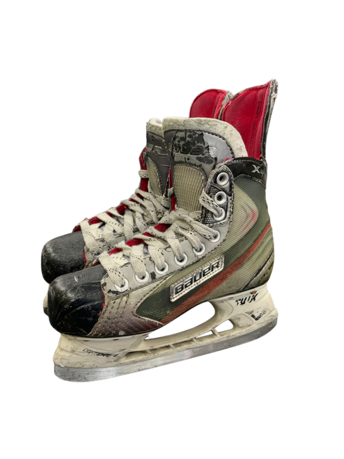 Vist Large View of Product Image Which is Used Bauer X40 2EE Junior Hockey Skate Junior 02