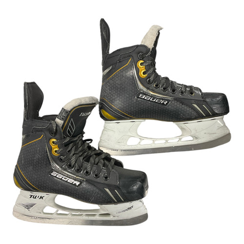 Vist Large View of Product Image Which is Used Bauer SUPREME ONE.8 Intermediate Hockey Skate Intermediate 3.5