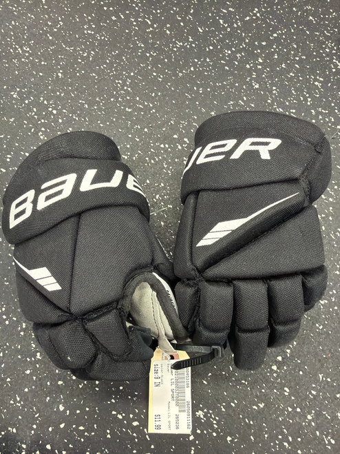 Vist Large View of Product Image Which is Used Bauer LIL SPORT Youth Gloves Black 9"