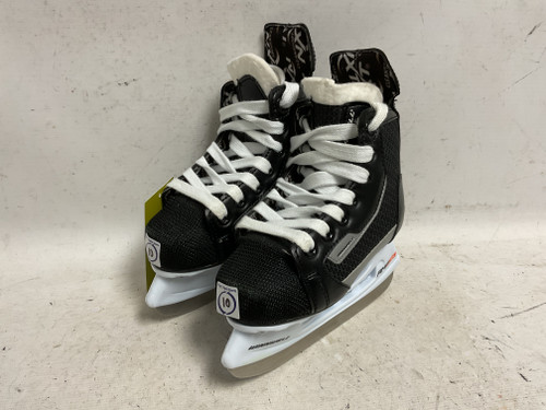 Vist Large View of Product Image Which is Used WinnWell AMP 300 Youth Hockey Skate Youth 10.0