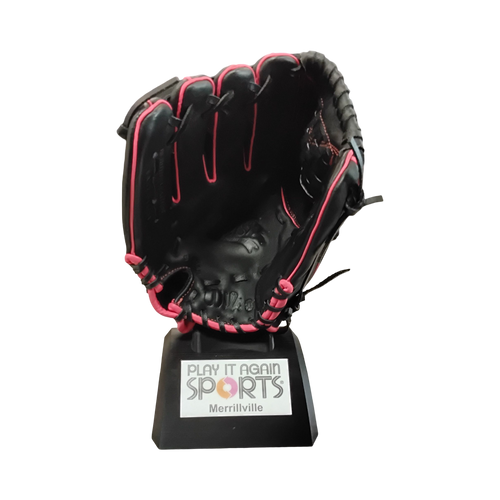 Vist Large View of Product Image Which is Used Wilson FLASH LH Throw Fastpitch Gloves Black 11 1/2"