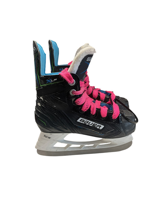 Vist Large View of Product Image Which is Used Bauer XLP SZ Y 12 Youth Hockey Skate Youth 12.0