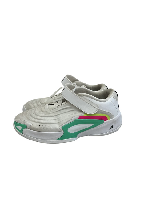 Vist Large View of Product Image Which is Used Jordan Luka3 Jr 2.5 Basketball Shoes