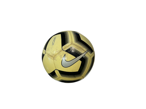 Vist Large View of Product Image Which is Used Nike TEAM PITCH All Size Soccer Ball White 5