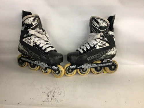 Vist Large View of Product Image Which is Used Mission AXIOM Junior Hockey Skate Junior 04
