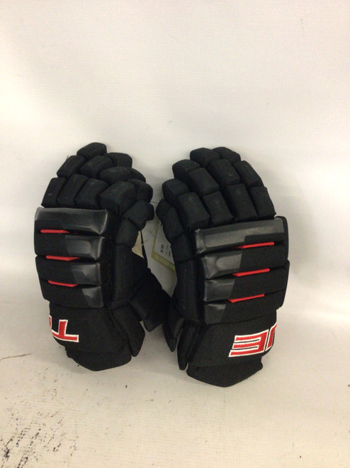 Vist Large View of Product Image Which is Used True TRUE Senior Gloves Black 13"
