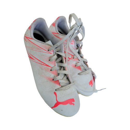 Vist Large View of Product Image Which is Used Puma Soccer Cleats White Junior 03