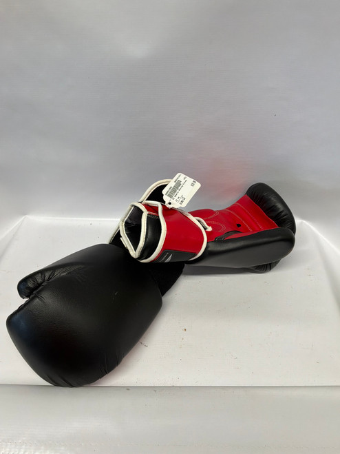 Vist Large View of Product Image Which is Used Boxing Gloves Black LG