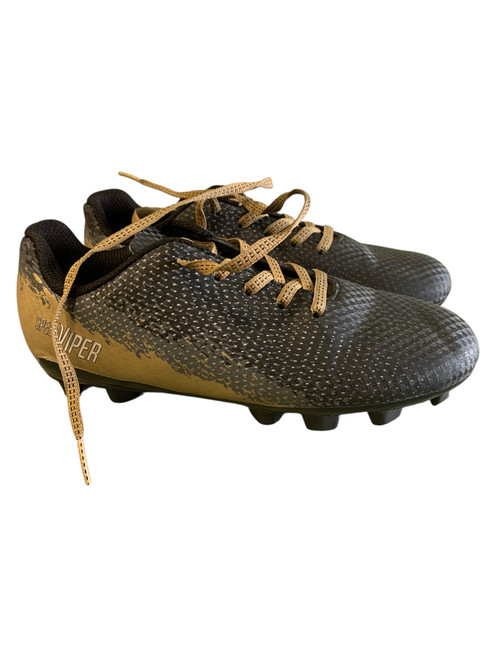 Vist Large View of Product Image Which is Used Soccer Cleats Black Junior 02