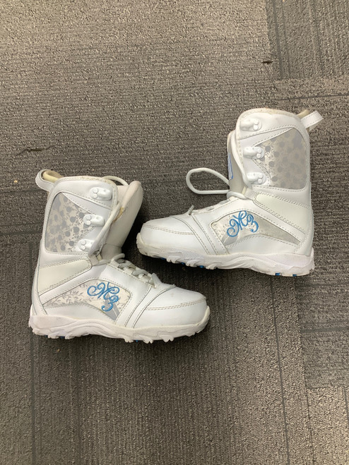 Vist Large View of Product Image Which is Used M3 WOMENS BOOT Womens Snowboard Boots White Senior 6