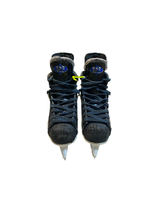 Vist Large View of Product Image Which is Used CCM TACKS 252 Junior Hockey Skate Junior 04