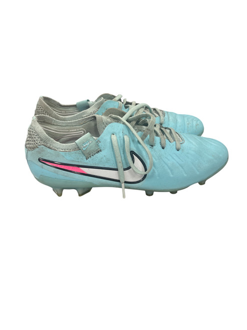 Vist Large View of Product Image Which is Used Nike Soccer Cleats Carolina Blue Junior 04.5