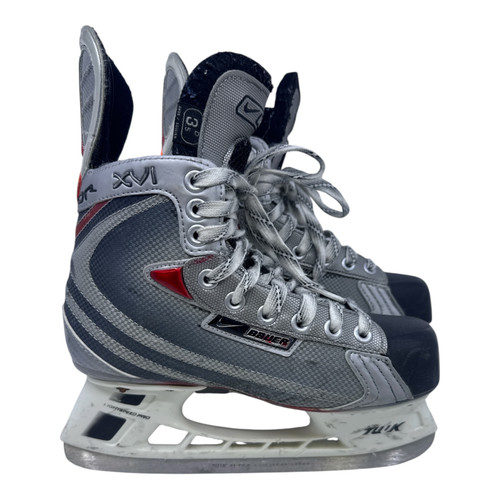 Vist Large View of Product Image Which is Used Bauer VAPOR Junior Hockey Skate Junior 03.5