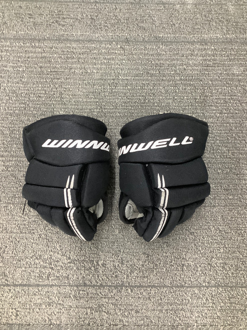 Vist Large View of Product Image Which is Used WinnWell BLK Youth Gloves Black 8"