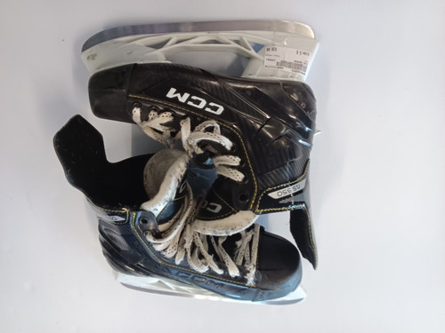 Vist Large View of Product Image Which is Used CCM AS550 Senior Hockey Skate Senior 6