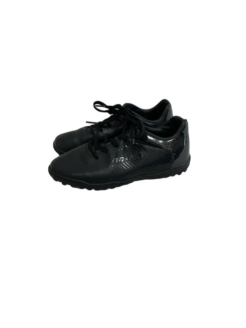 Vist Large View of Product Image Which is Used Brava Jr 1.5 Indoor Soccer Turf Cleats