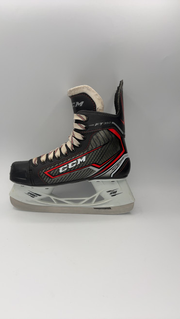 Vist Large View of Product Image Which is Used CCM FT350 Junior Hockey Skate Junior 04