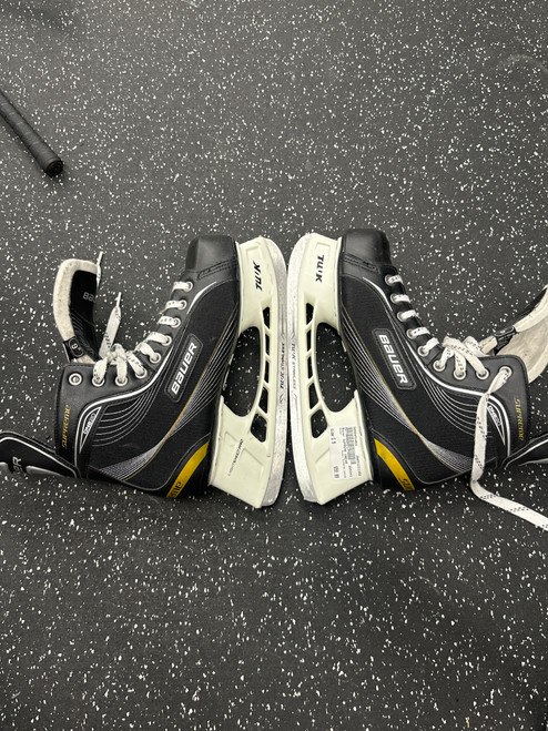 Vist Large View of Product Image Which is Used Bauer SUPREME ONE20 Senior Hockey Skate Senior 9