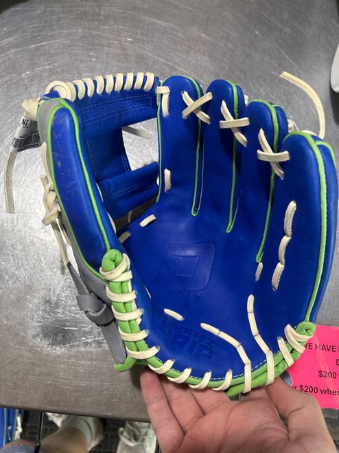 Vist Large View of Product Image Which is Used SPORTZ DRIP BB/SB Glove RH Throw Green And Royal Blue 11 1/2"