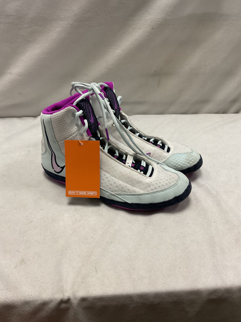 Vist Large View of Product Image Which is Used Nike Wrestling Shoes White Senior 10.5