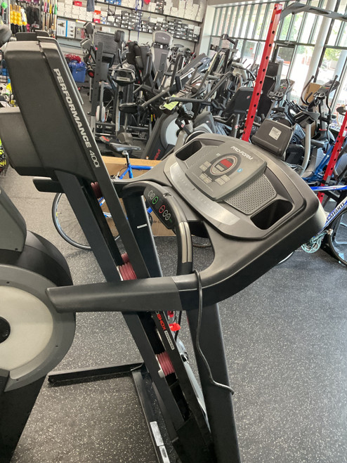 Vist Large View of Product Image Which is Used Proform PERFORMENCE 400I Treadmill