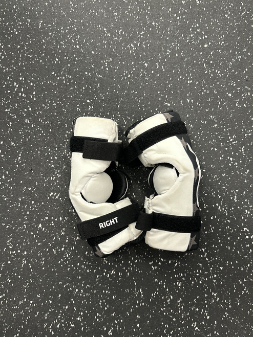 Vist Large View of Product Image Which is Used STX STALLION 75 Lacrosse Arm Pads/Guards White SM