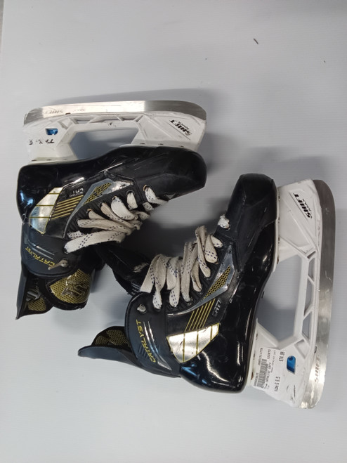 Vist Large View of Product Image Which is Used True CATALYST CAT7 Senior Hockey Skate Senior 6.5
