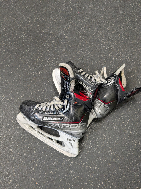 Vist Large View of Product Image Which is Used Bauer 3X Senior Hockey Skate Senior 7.5