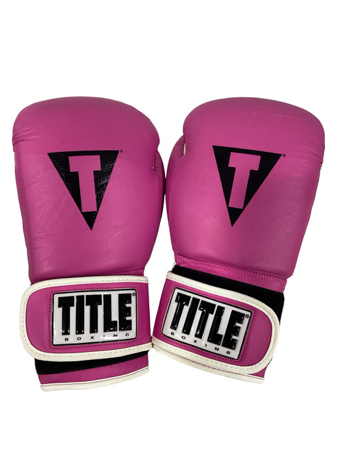 Vist Large View of Product Image Which is Used Title Boxing Boxing Gloves Pink MD