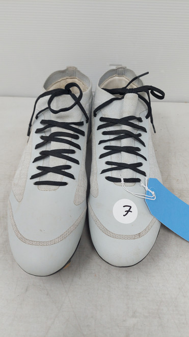 Vist Large View of Product Image Which is Used Lotto Soccer Cleats Grey Senior 7