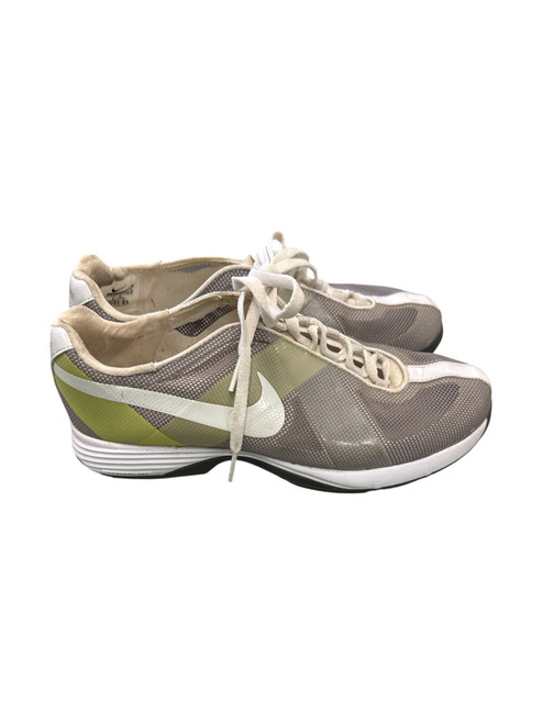Vist Large View of Product Image Which is Women’s golf shoes 