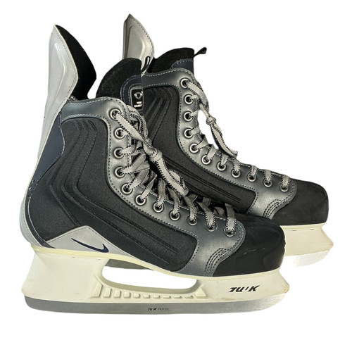 Vist Large View of Product Image Which is Used Bauer 10 BAUER VAPOR Senior Hockey Skate Senior 10