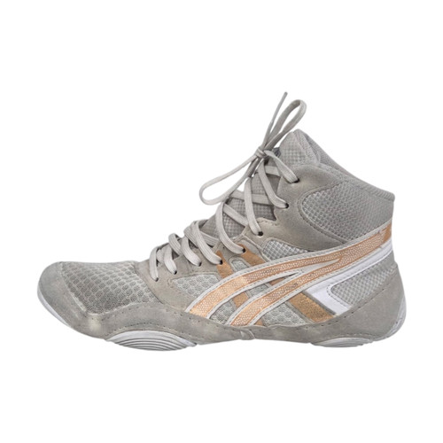 Vist Large View of Product Image Which is Used Asics Wrestling Shoes Grey Size 7.5