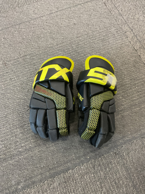 Vist Large View of Product Image Which is Used STX STALLION 100 Lacrosse Gloves Junior Black 8"