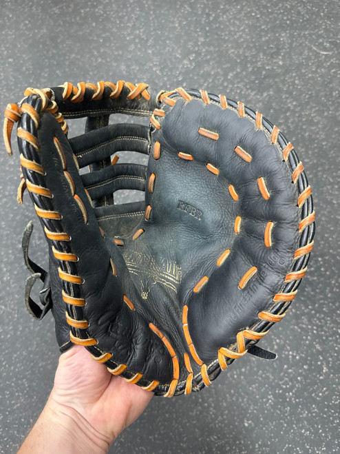 Vist Large View of Product Image Which is Used Rawlings RENEGADE RFBR BB/SB First Base RH Throw Black 12 1/2"