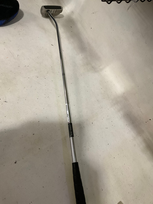 Vist Large View of Product Image Which is Used Odyssey DUAL FORCE ROSSIE 2 Mens Putter RH